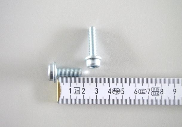 Sperrzahnschr. M6x20 VZ Innensechskant
